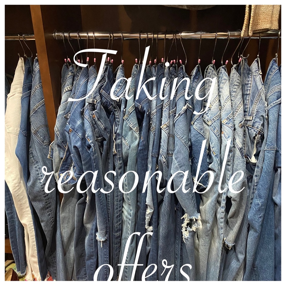 Taking reasonable offers. Please remember Posh takes 20%
